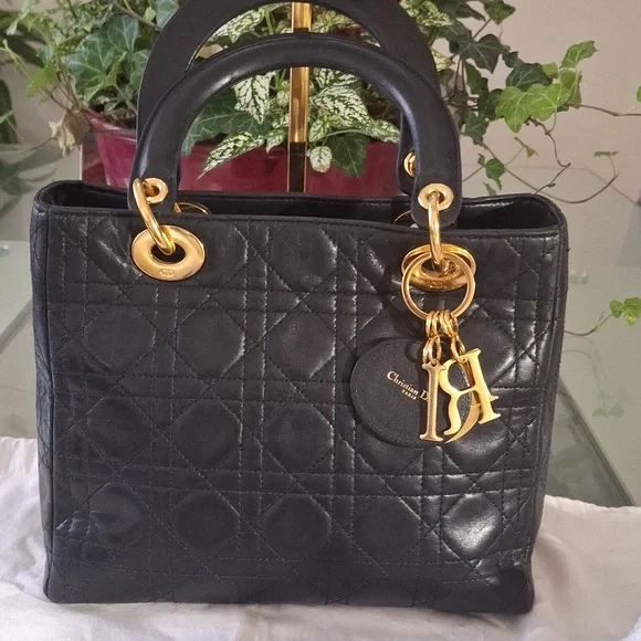 Dior Black Quilted Handbag - Picture 13 of 16